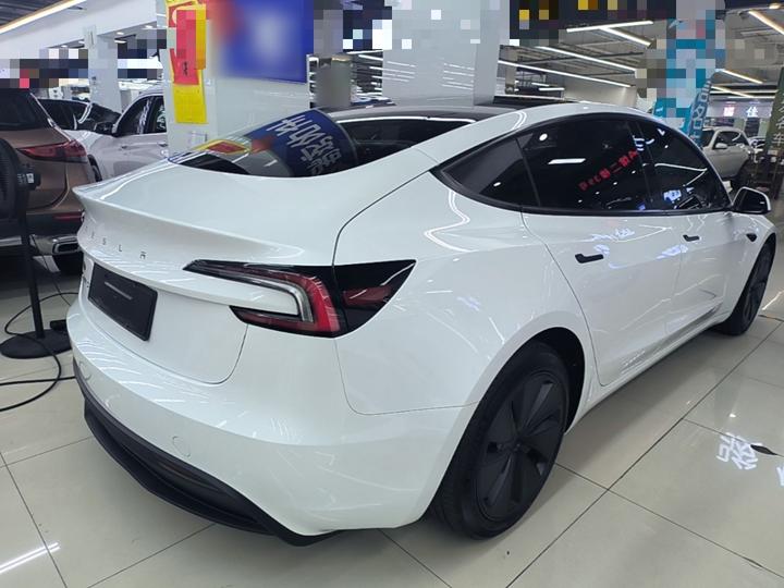 Model 3 2025 RWD photo 6