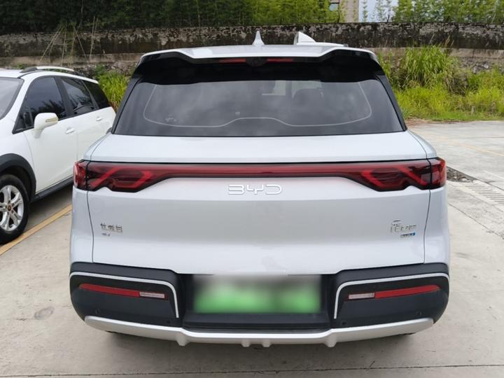 Yuan UP 2025 ADAS 401KM photo 3