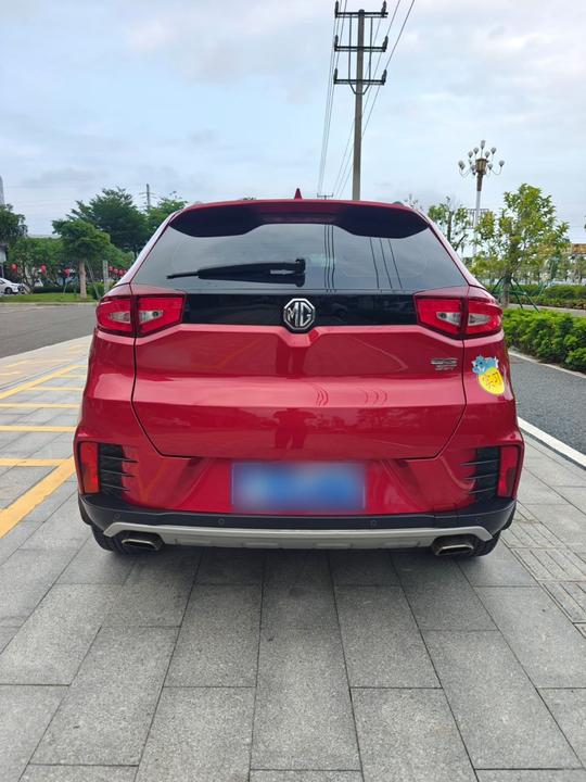 GS 2017 30T AT Exclusive photo 3
