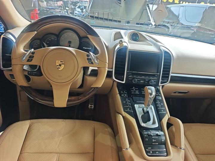 2011 Cayenne S 4.8L photo 5