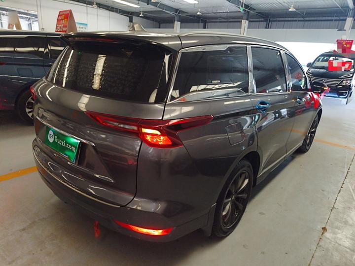 Wuling 2020 1.5T CVT Elite photo 4