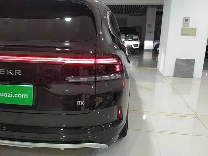8X 2026 Ultra 70kWh photo 7