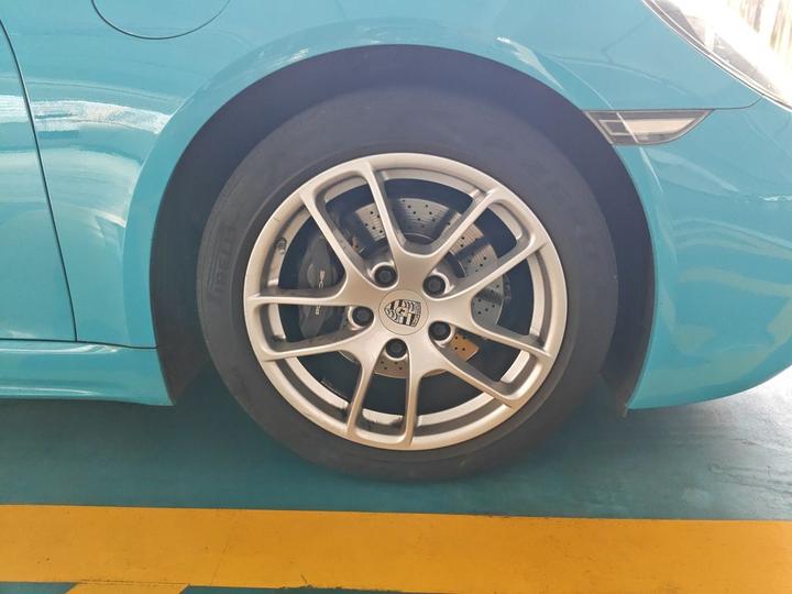 718 2018 Cayman 2.0T photo 8