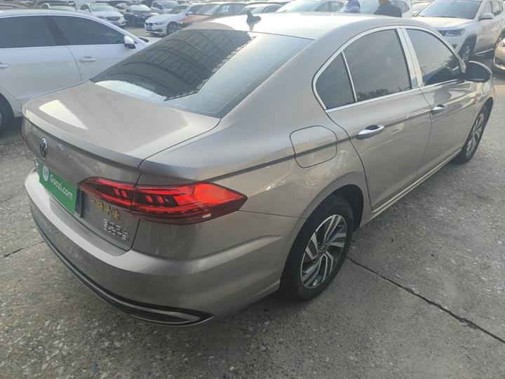 Bora 2023 200TSI DSG photo 6