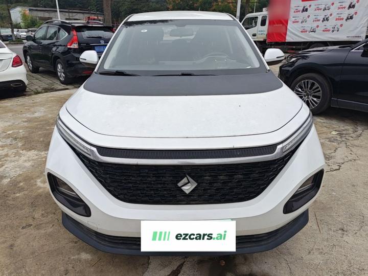RM-5 2019 1.5L MT 24 Elite 5-Seater photo 2