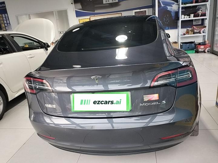 Model 3 2022 RWD photo 3