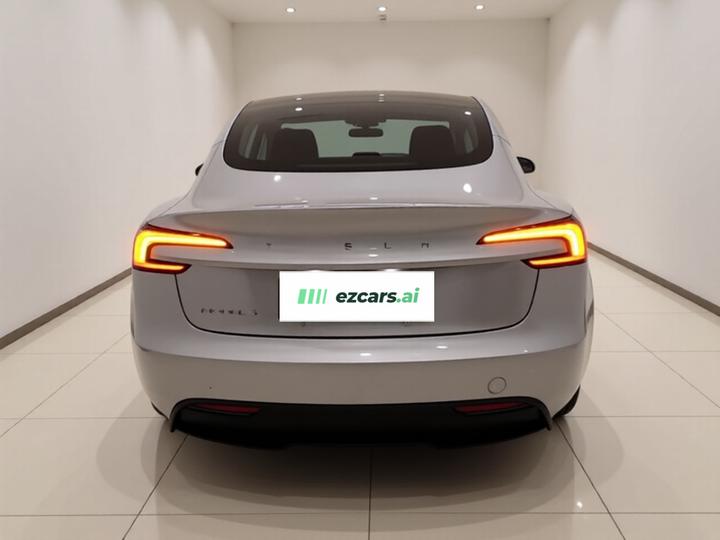 Model 3 2025 RWD photo 3