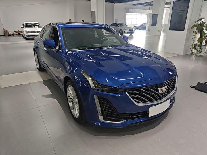 CT5 2022 28T Luxury photo 3