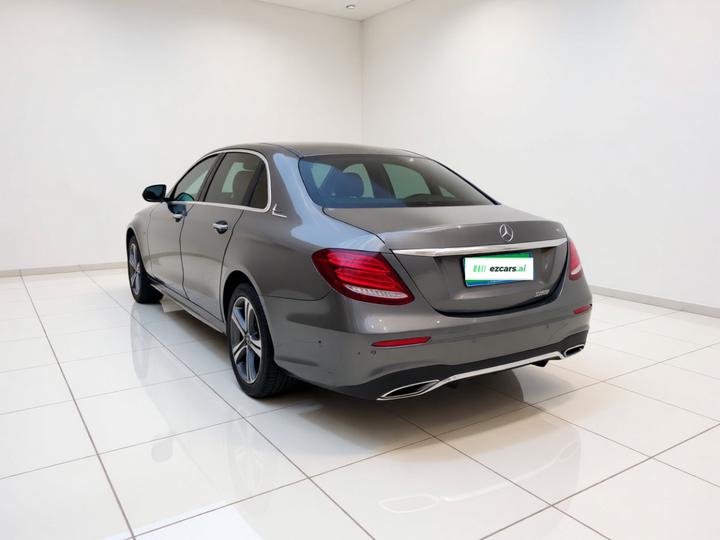 E-Class 2019 E 200 L Sport photo 4