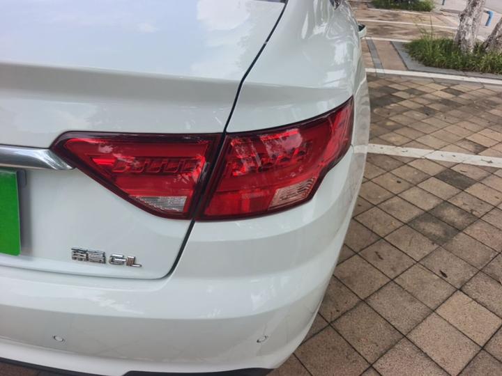 Emgrand GL 2018 1.4T DCT Elite Connected photo 7