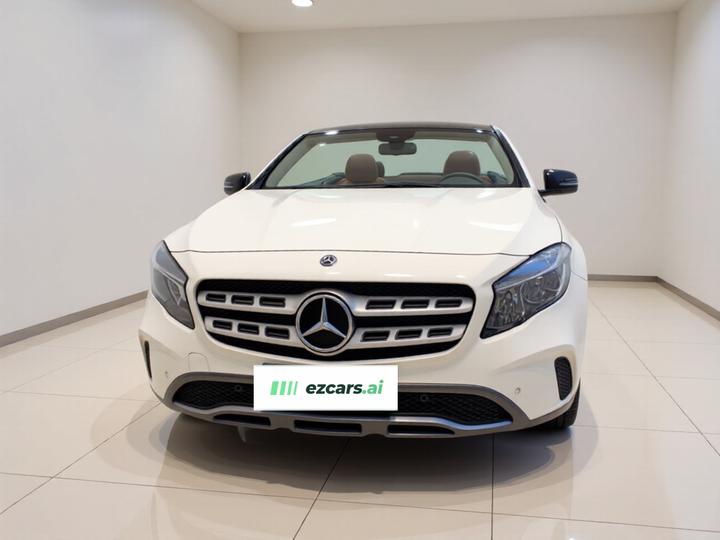 GLA 2018 GLA 200 Dynamic photo 2