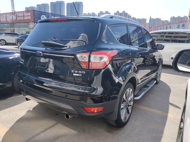 Kuga 2019 EcoBoost 180 RWD China V photo 4