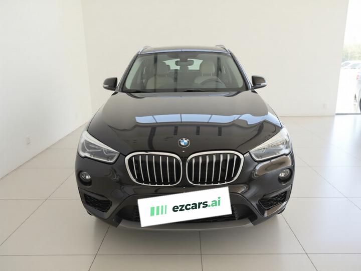 X1 2019 sDrive20Li Leading photo 2
