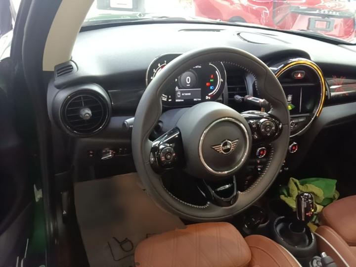 2021 1.5T COOPER photo 6