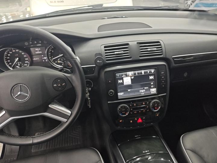 R-Class 2017 R 320 4MATIC Business Edition photo 5