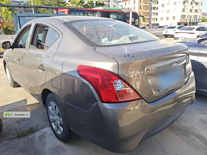 2015 1.5XE CVT Comfort photo 4