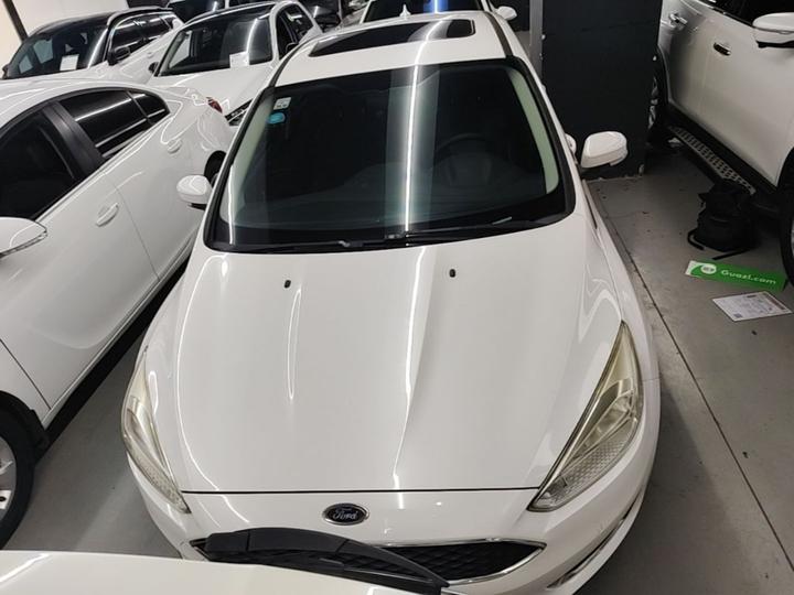 Focus 2017 Hatchback 1.6L AT Fashion photo 2