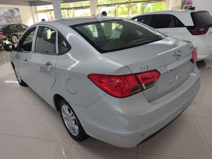 Haima M3 2015 1.5L MT Elite photo 4