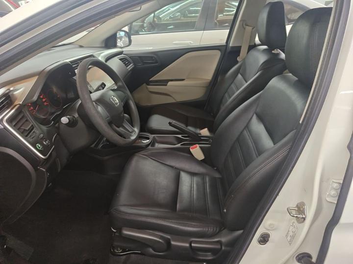 2017 1.5L CVT Comfort photo 7