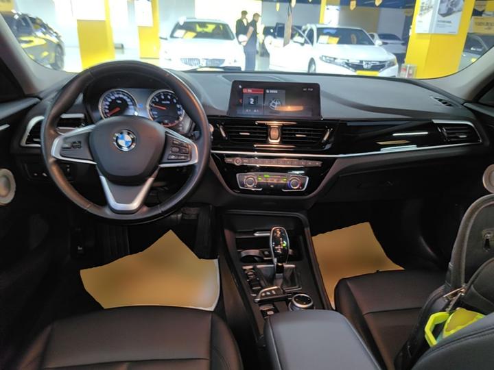 1 Series 2021 120i M Sport photo 5