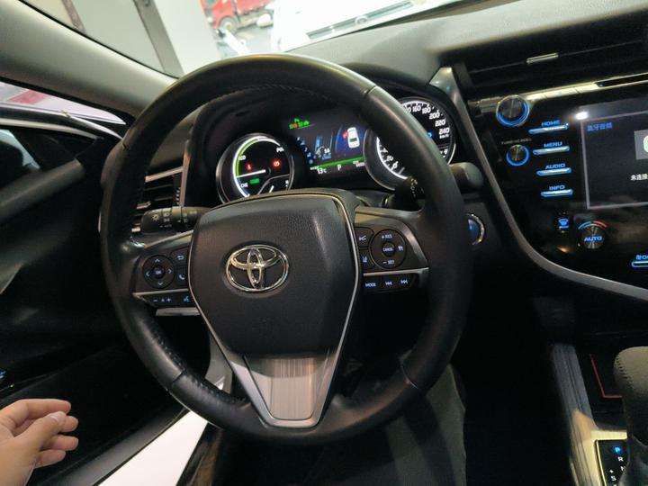 Camry 2018 Hybrid 2.5HG Luxury photo 6