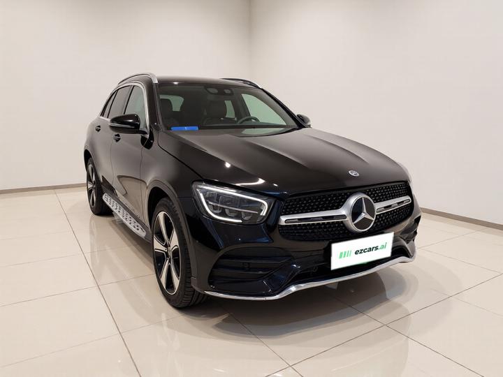 GLC 2022 GLC 300 L 4MATIC Dynamic Edition photo 3