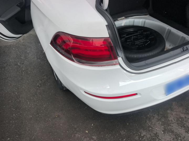 3 2018 Sedan 1.6L AT Leading photo 4