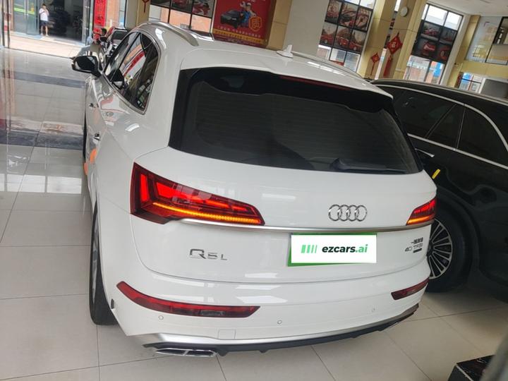 Q5L 2022 Facelift 40T Luxury Dynamic photo 3