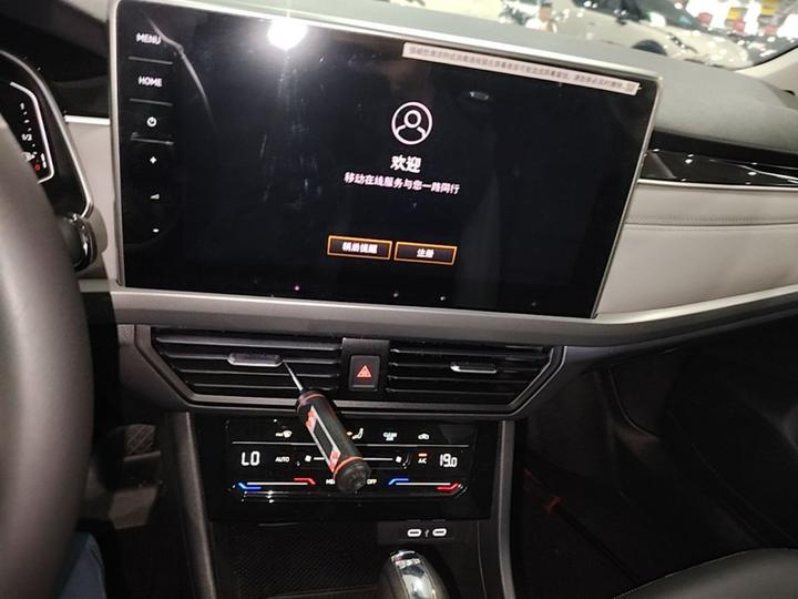 Bora 2025 300TSI DSG photo 8