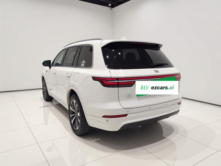 Li Auto ONE 2020 EREV 6-Seater photo 4