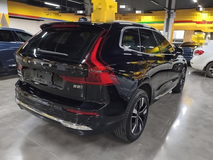 XC60 2026 B5 AWD Luxury photo 4