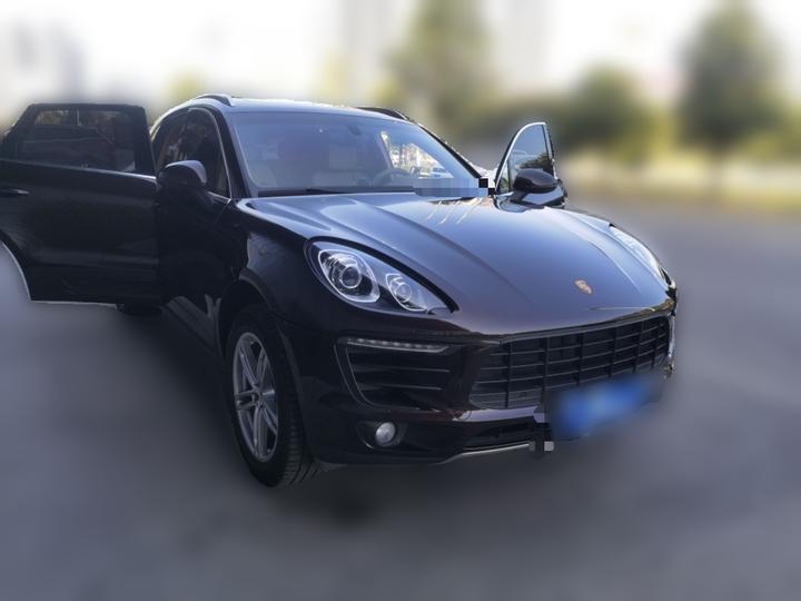 2014 Macan 2.0T photo 3