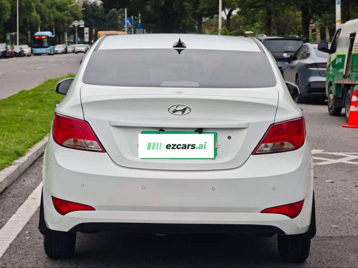 Verna 2014 1.4L AT Smart GLS photo 5