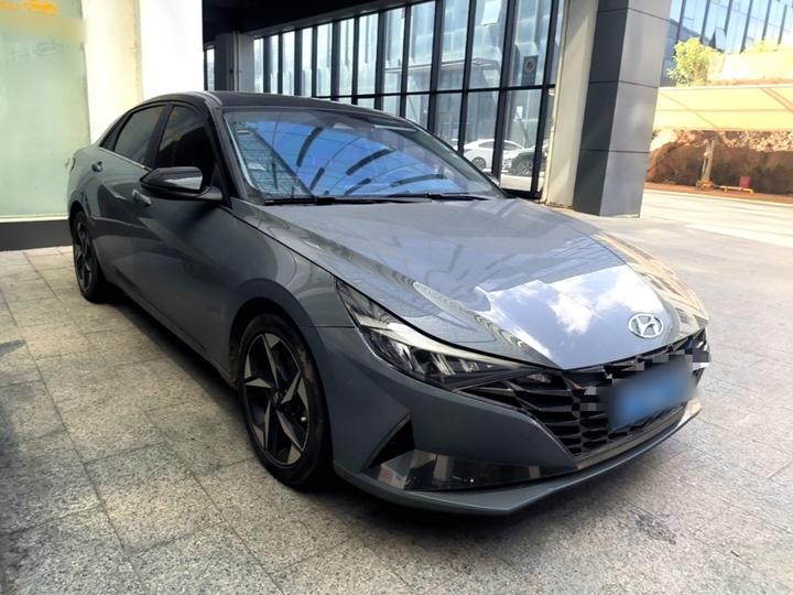 Elantra 2022 1.5L CVT LUX Premium photo 3