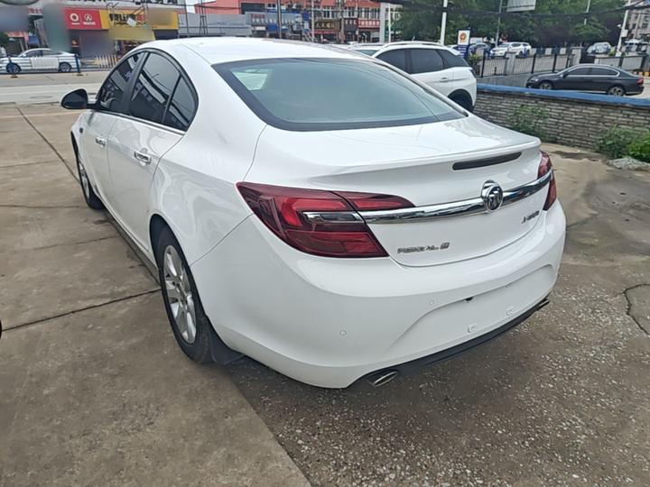 Regal 2015 1.6T Leading Tech photo 4