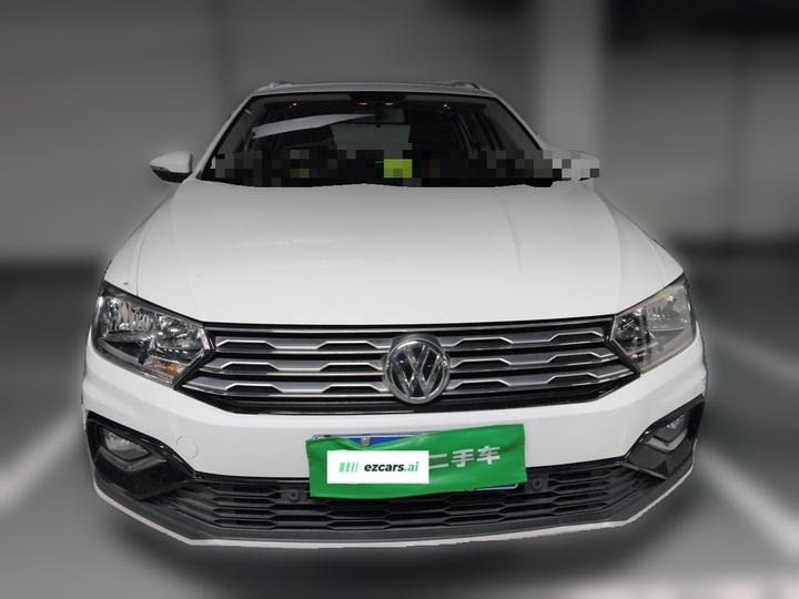 C-TREK 2017 230TSI DSG Luxury photo 2