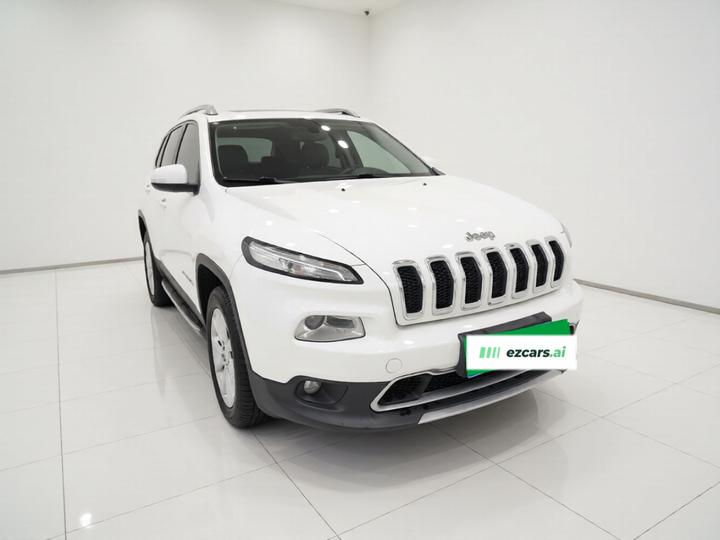 Cherokee 2017 2.4L Leading Smart photo 3