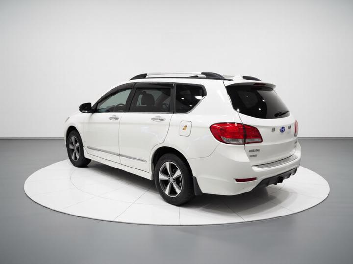 H6 2014 Upgraded 2.0T Diesel MT RWD Elite photo 4