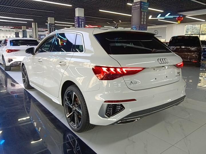 A3 2024 Sportback 35 TFSI Fashion Sport photo 4