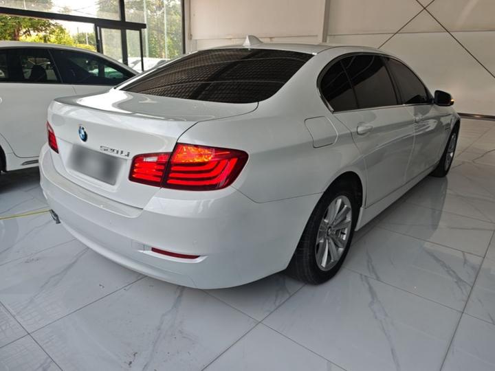 5 Series 2017 520Li photo 4