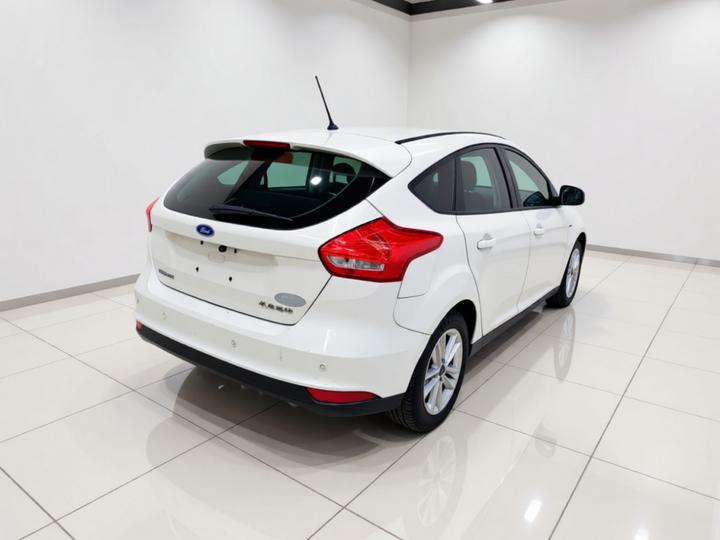 Focus 2015 Hatchback 1.6L AT photo 4