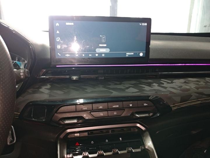 RS-3 2020 1.5L CVT 24 Elite photo 8