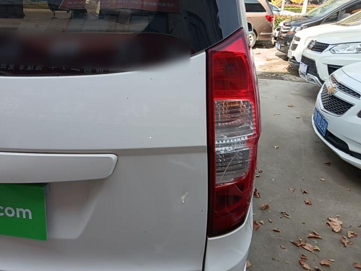 Wuling Hongguang 2014 1.5L S Standard photo 7