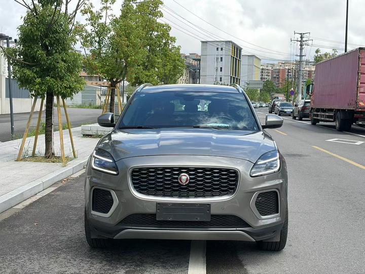 E-PACE 2024 Progressive Sport R-DYNAMIC S photo 4