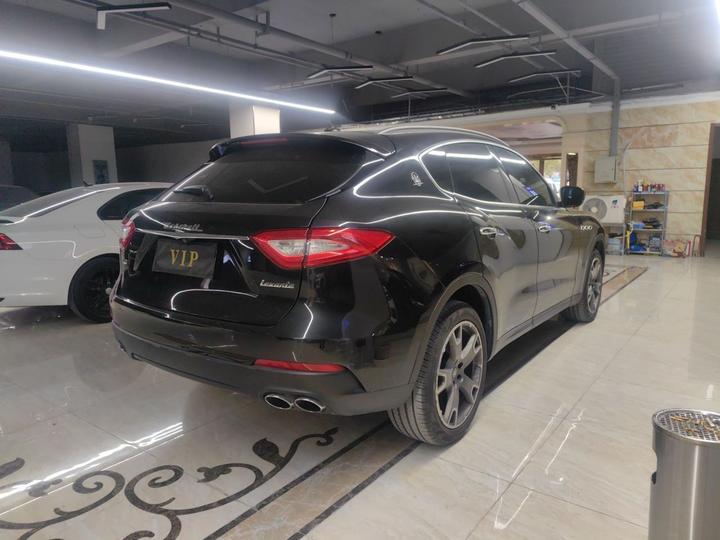 Levante 2018 3.0T Classic photo 4