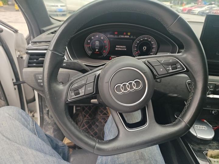 A4L 2023 40 TFSI Luxury Dynamic photo 3