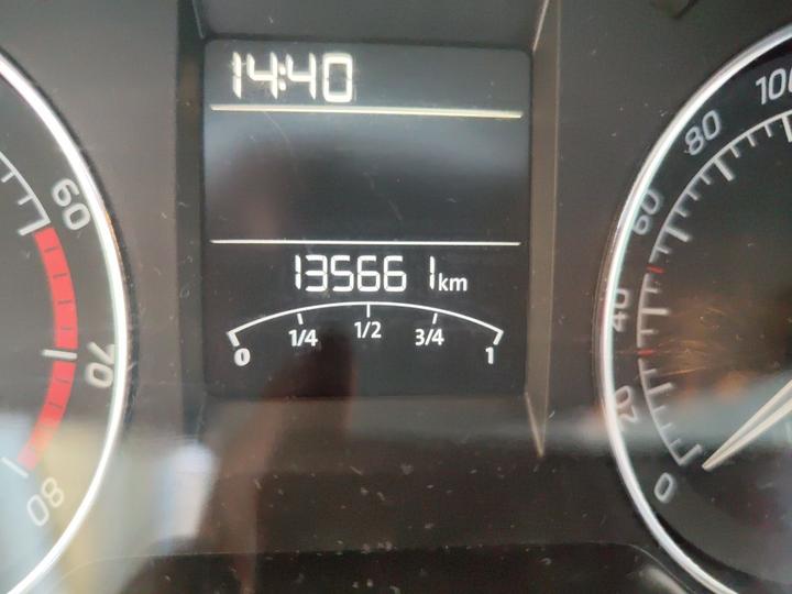Rapid Spaceback 2016 Facelift 1.6L AT photo 2