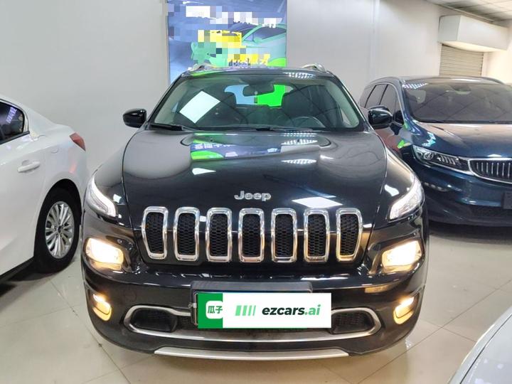 Cherokee 2017 2.0L photo 2