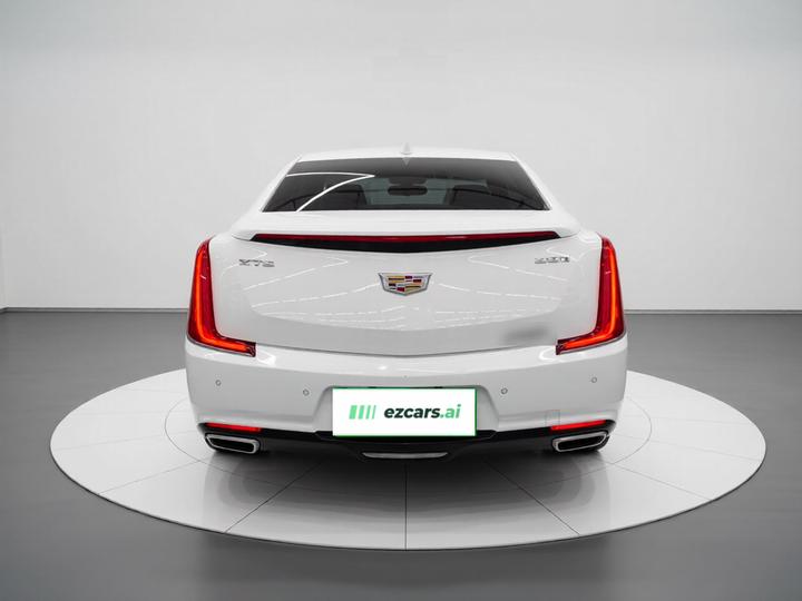 XTS 2018 28T Tech photo 3