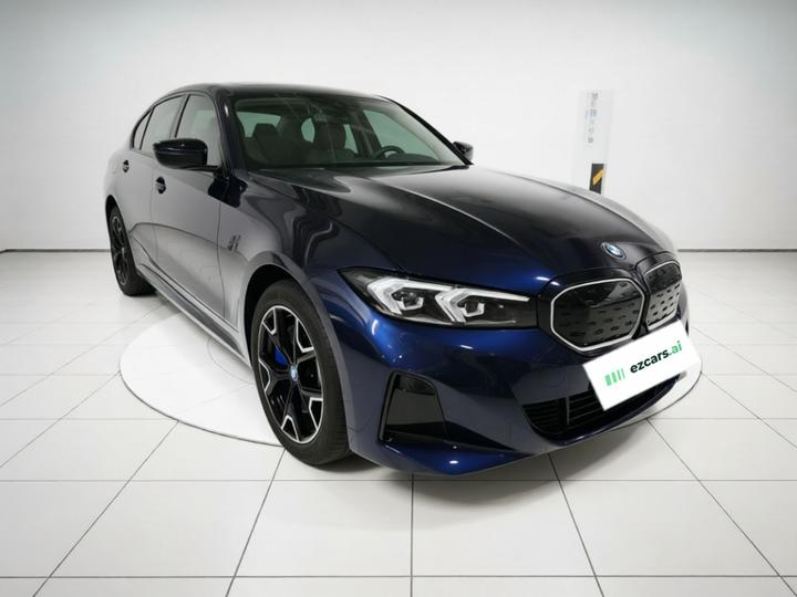 i3 2023 eDrive 40 L M Night Package photo 3